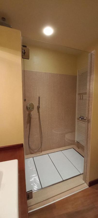 Daisy Apartment In Centro A Como Ngoại thất bức ảnh